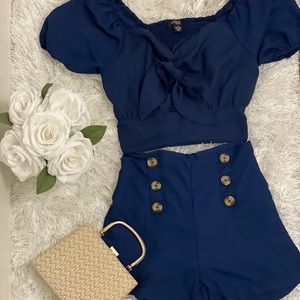 Two piece set